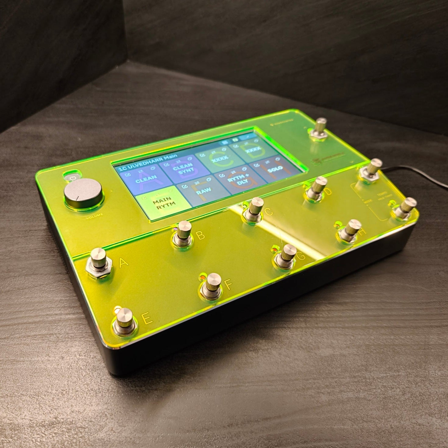 Quad Cortex Cover Gloss Fluorescent Yellow (LIMITED EDITION)
